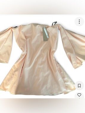 Do+Be Blush Strapless Top with Bell Sleeves NWT Large